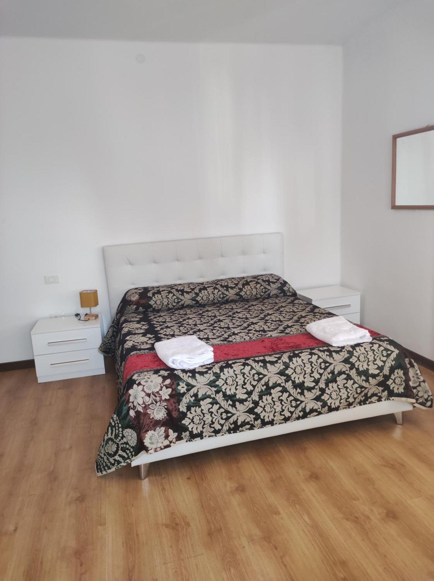 Abc Guest House Местре Экстерьер фото
