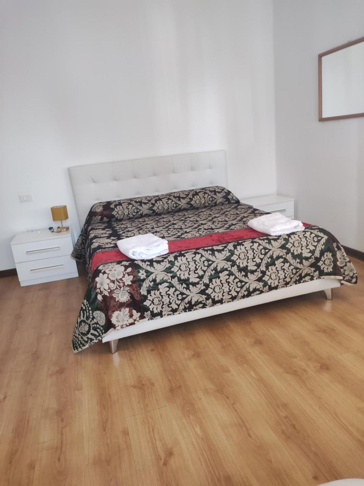 Abc Guest House Местре Экстерьер фото